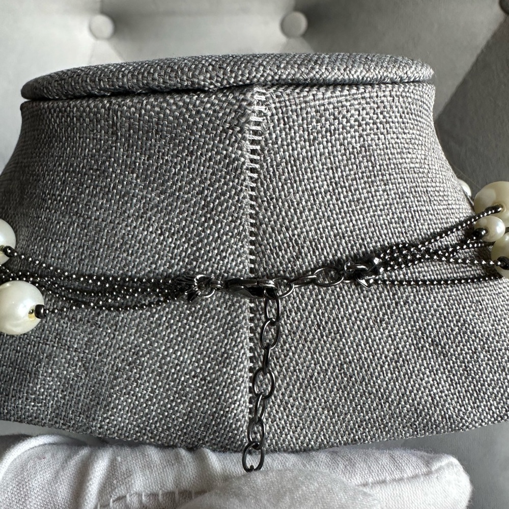 Vera Wang Elegant Pearl Necklace with Black Chain - Picture 5 of 7